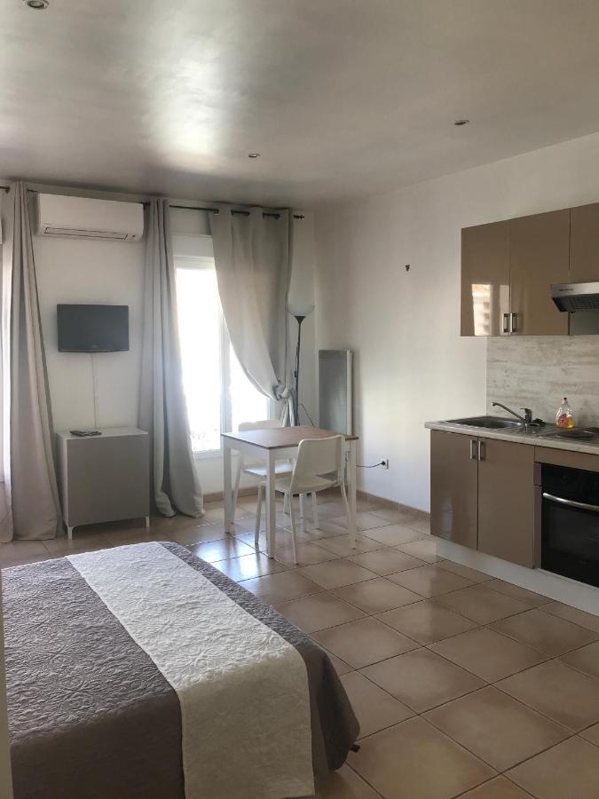 Studio 2Eme Etage Vue Sur Quai Et Mont Saint Clair Sete Bagian luar foto
